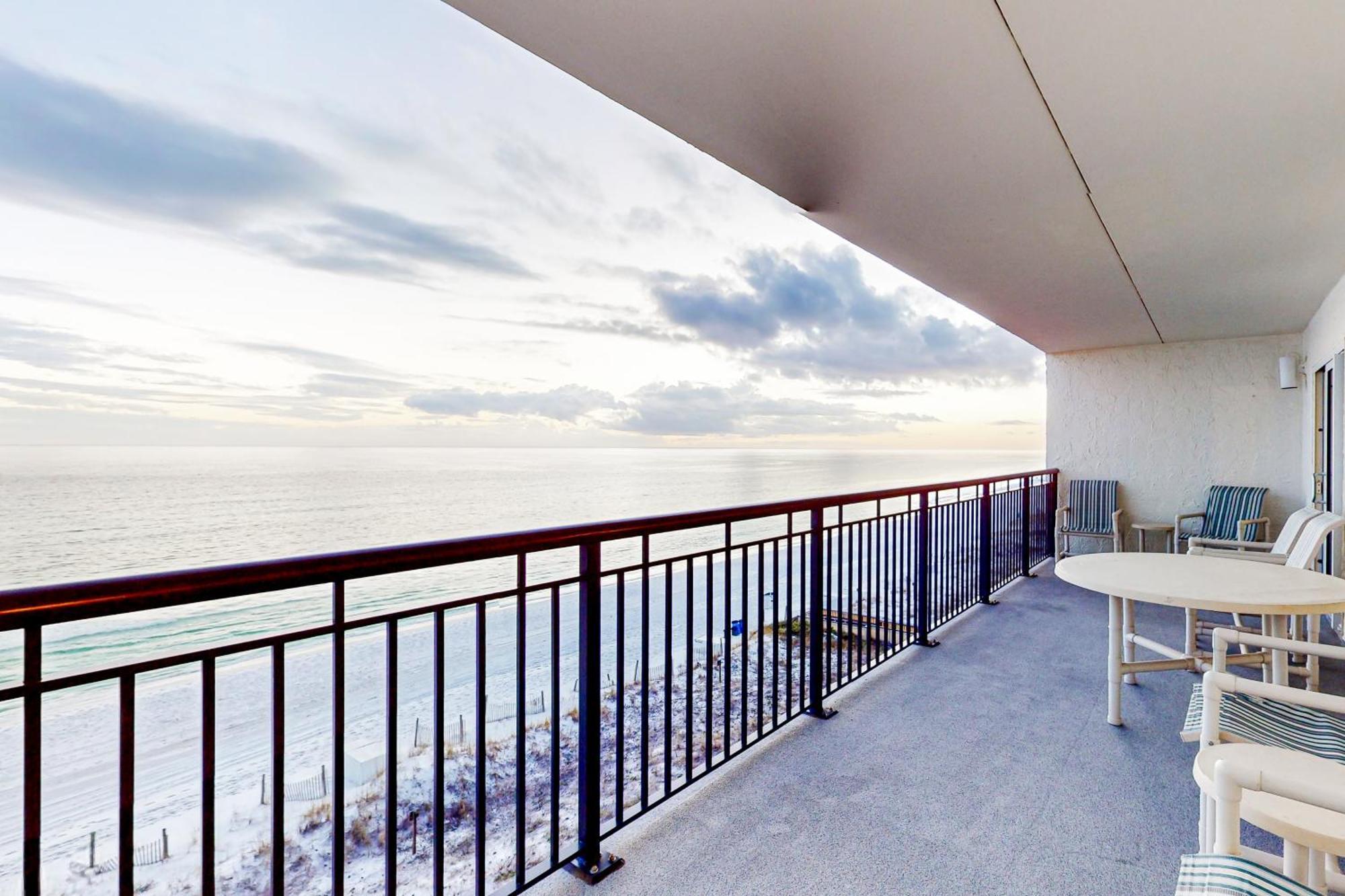 Island Echos 4Th-5Th Floor Condos 沃尔顿堡滩 外观 照片